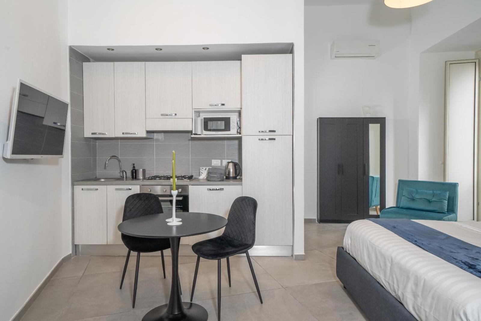 Bovio Boutique Studio Apartment Neapel Exterior foto